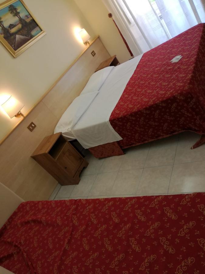 Bed and Breakfast Blue Whale Рим Экстерьер фото